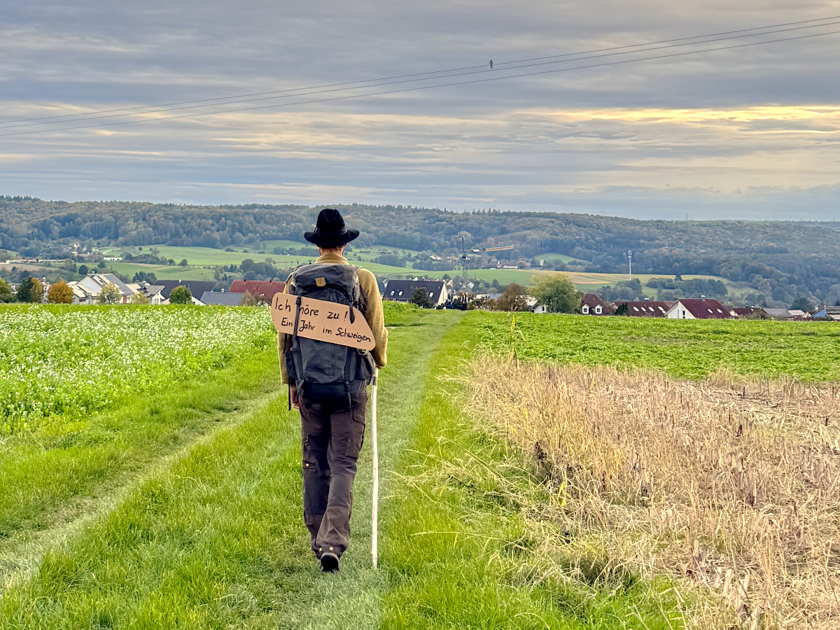 Ich höre zu – ein Jahr im Schweigen